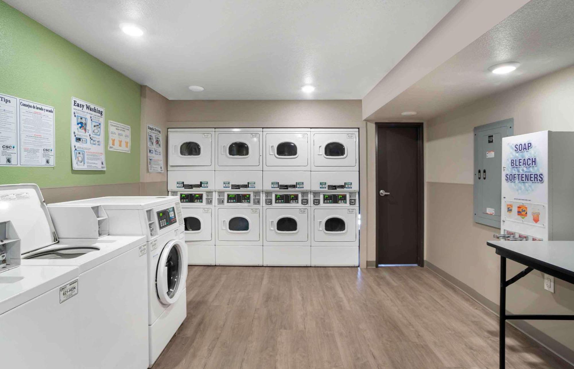 Extended Stay America Select Suites - Charlotte - Northlake ชาร์ล็อต ภายนอก รูปภาพ