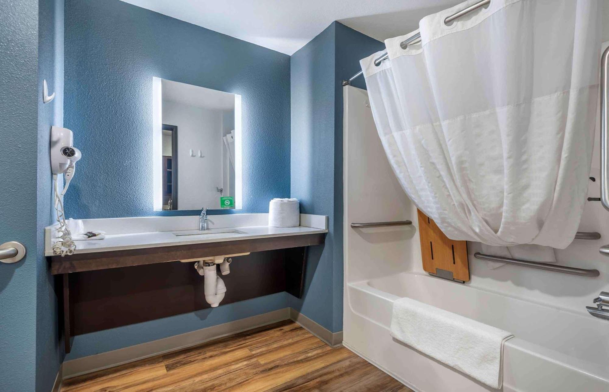 Extended Stay America Select Suites - Charlotte - Northlake ชาร์ล็อต ภายนอก รูปภาพ