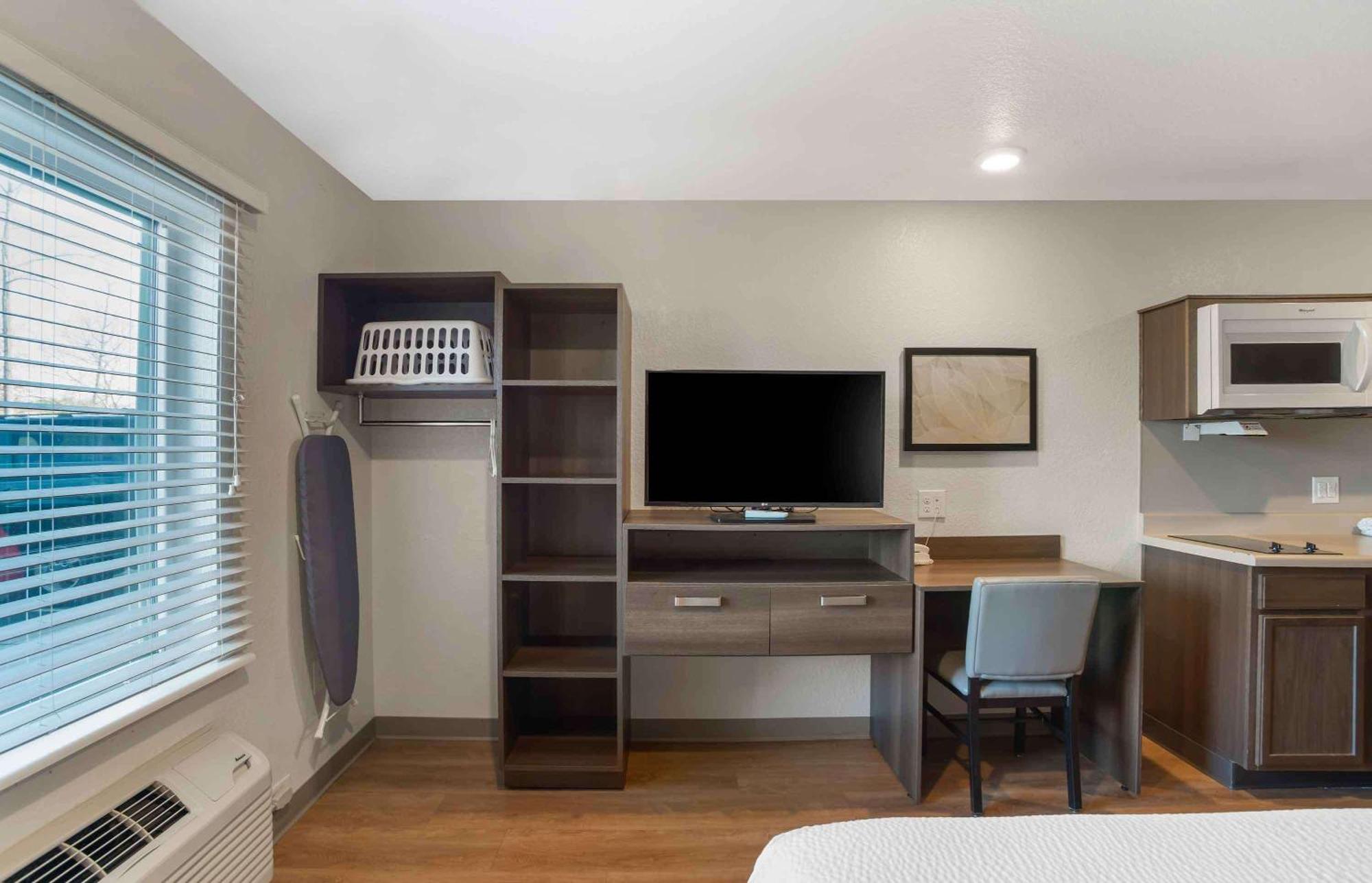 Extended Stay America Select Suites - Charlotte - Northlake ชาร์ล็อต ภายนอก รูปภาพ